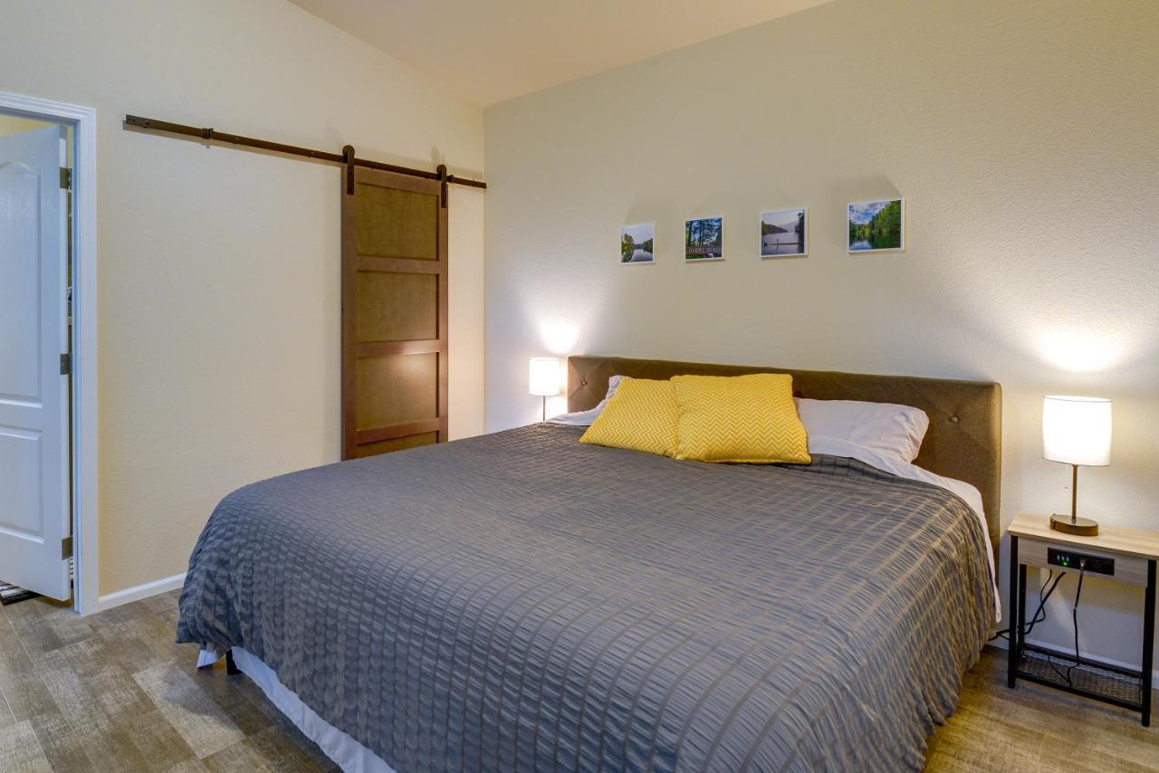 Hoodsport Vacation Rental With Private Lake Access! Экстерьер фото
